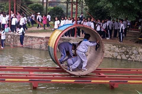 水上趣橋